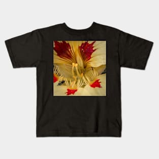 FLOWERS, NATURE’S Fashion Models Kids T-Shirt